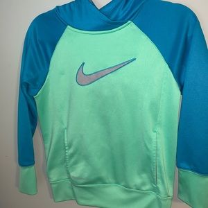 Nike sweatshirt large girls